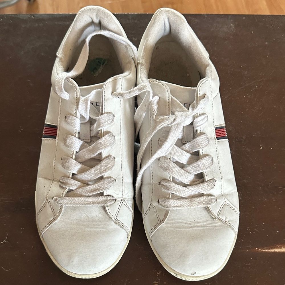 Tommy Hilfiger Women’s White Classic Sneakers Size 7.5